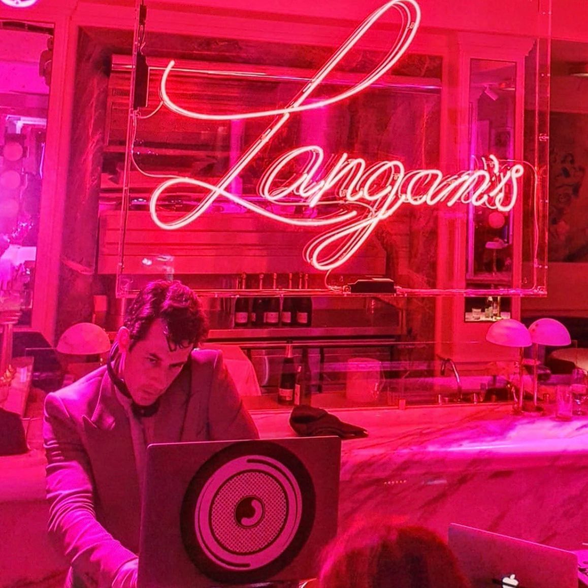Amazing night for the reopening of Langans Brasserie with the legendary DJ Mark Ronson  @langansbrasserie